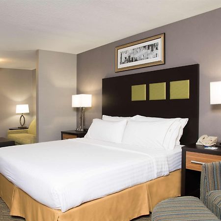Holiday Inn Express & Suites Danville By Ihg Экстерьер фото