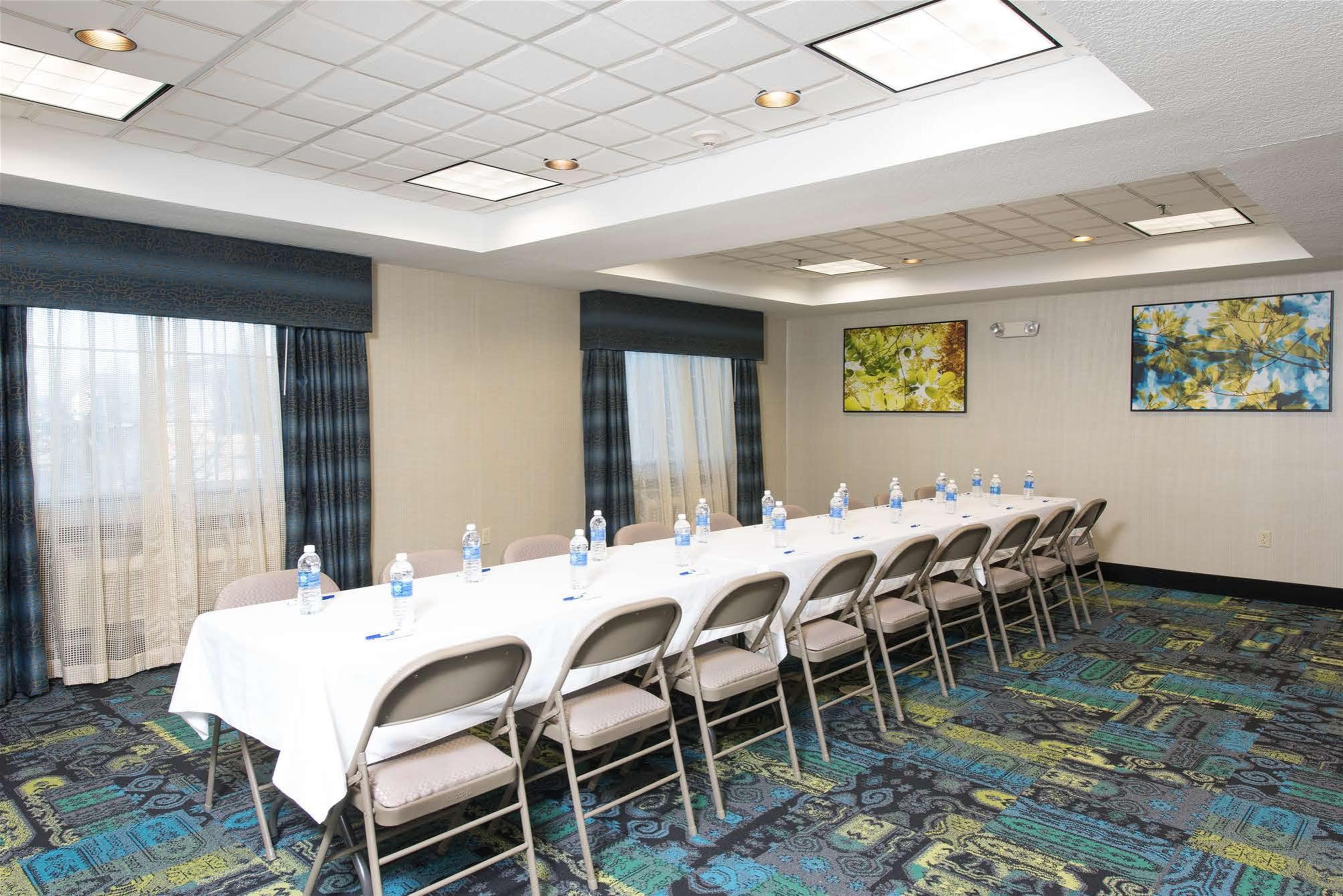 Holiday Inn Express & Suites Danville By Ihg Экстерьер фото