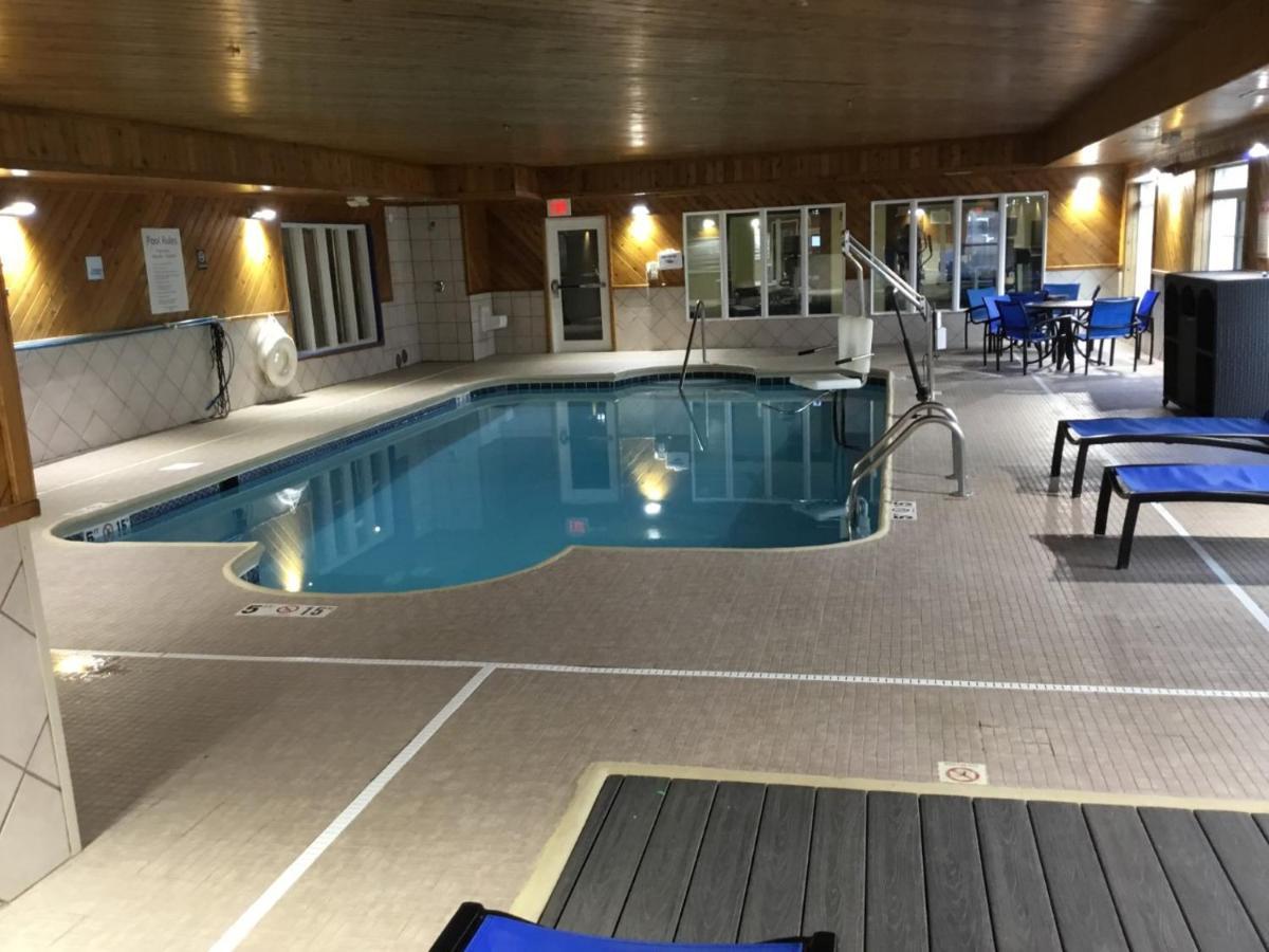 Holiday Inn Express & Suites Danville By Ihg Экстерьер фото